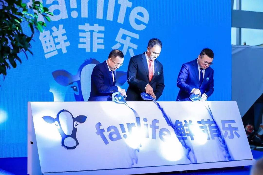 蒙牛最新低温产品，冰爽奇遇与友情的夏日升温之旅